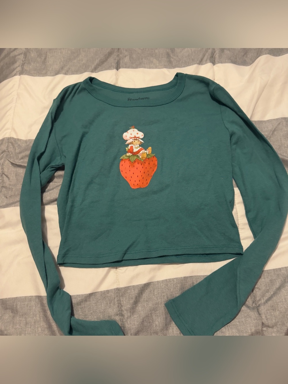 Green Strawberry Graphic Crop Top - Unknown Brand